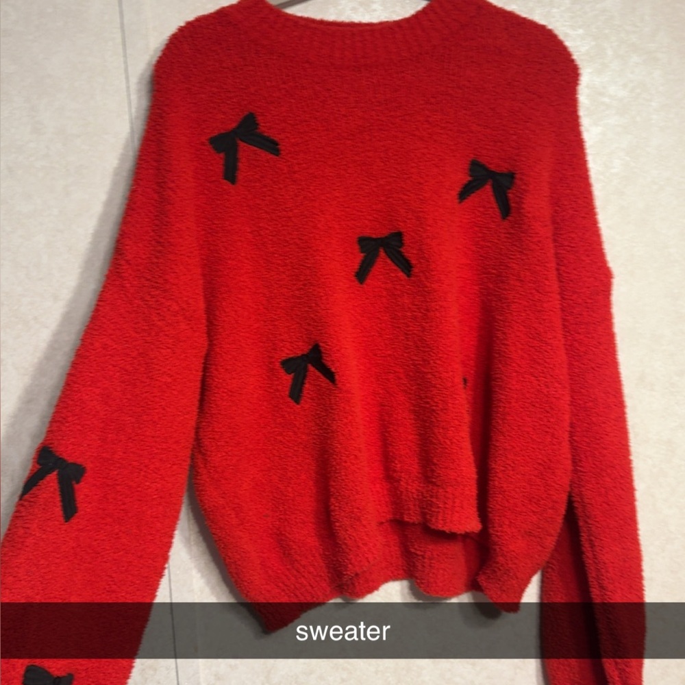 Red Bow Accent Women's Sweater